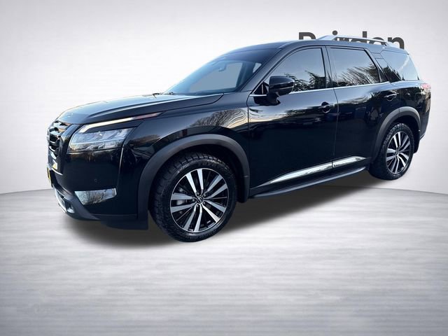 Used 2024 Nissan Pathfinder Platinum w/ Lighting Package (N93) image 6