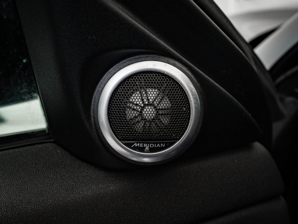 Used 2023 Land Rover Range Rover Evoque SE image 27