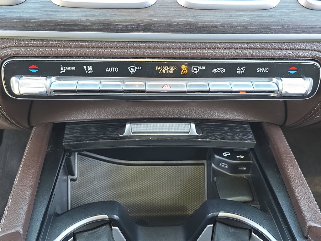 Used 2022 Mercedes-Benz GLS 450 4MATIC image 29