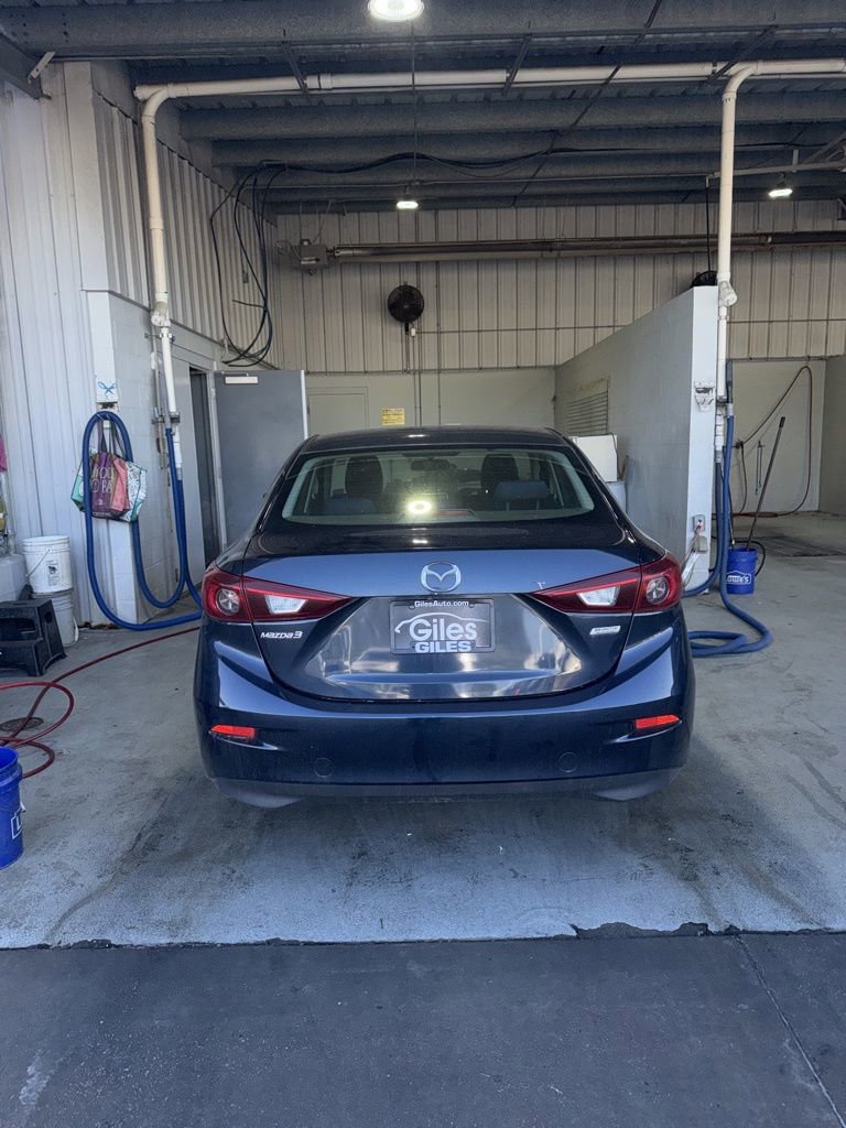 Used 2016 MAZDA MAZDA3 i Sport image 6