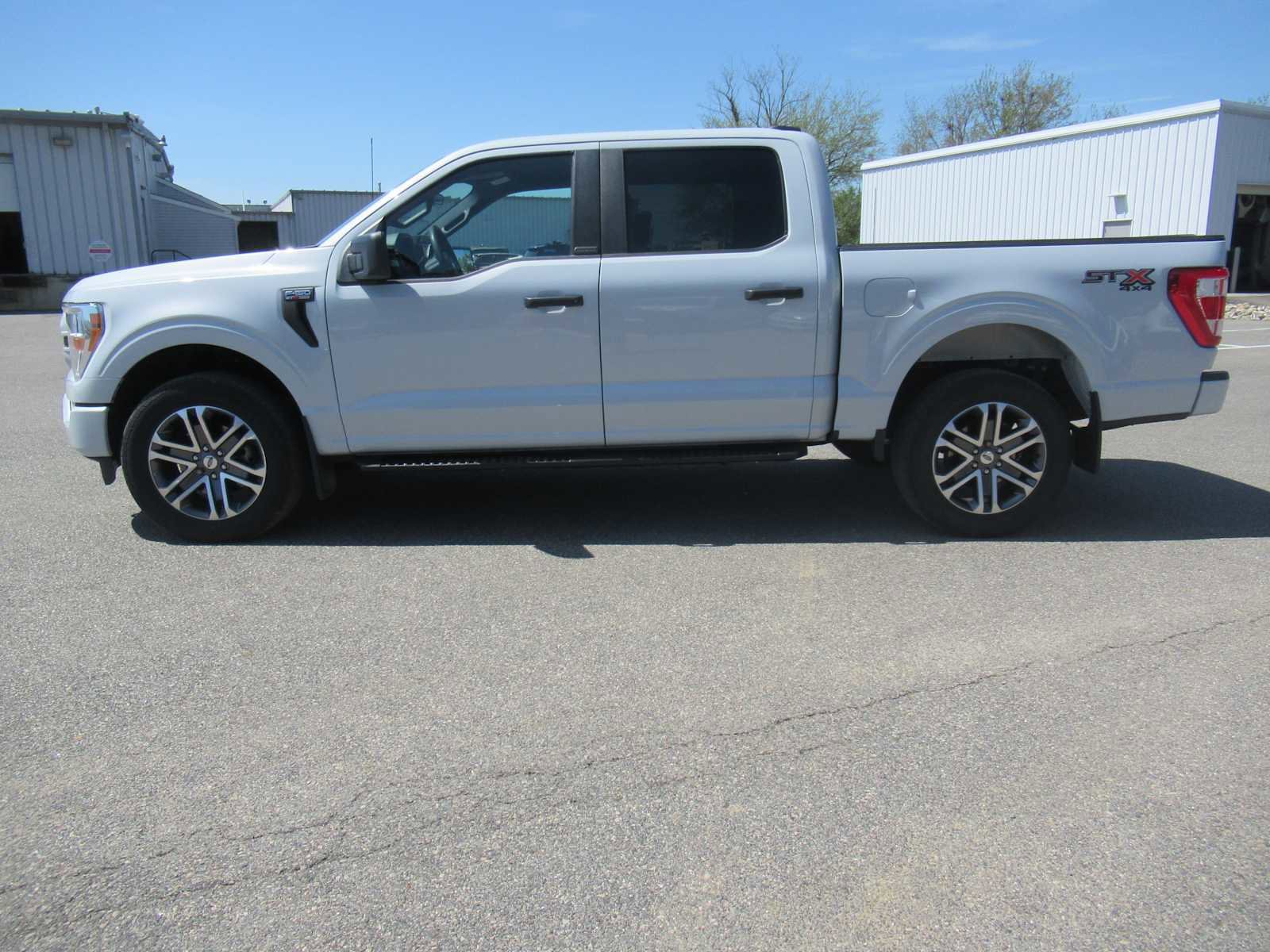 Used 2022 Ford F150 XL w/ STX Appearance Package image 8