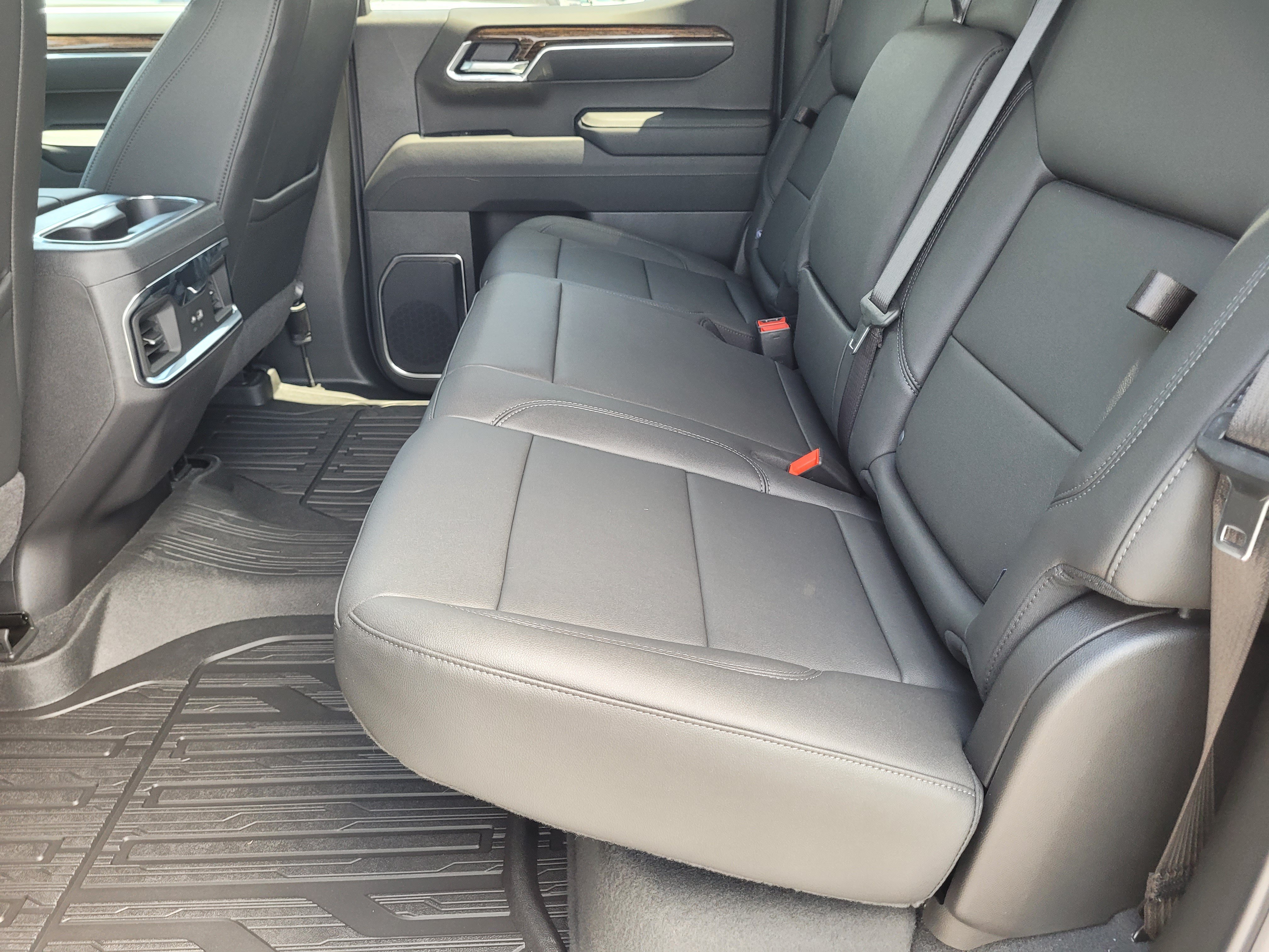 New 2026 GMC Sierra 1500 Elevation w/ Elevation Premium Package AWD/4WD image 25