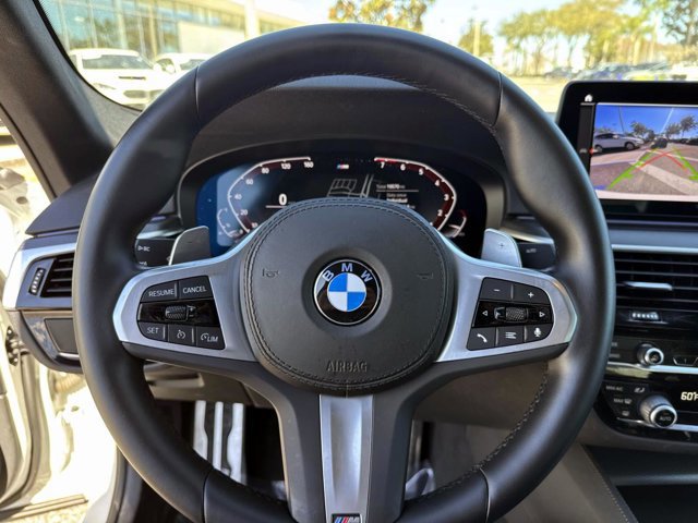 Used 2023 BMW 540i w/ M Sport Package image 23