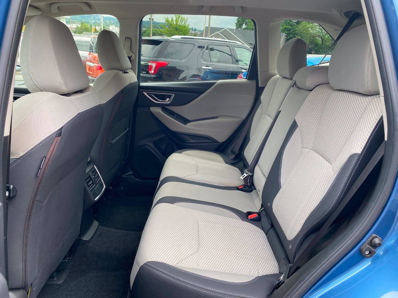 Used 2019 Subaru Forester Premium w/ All-Weather Package AWD/4WD image 21
