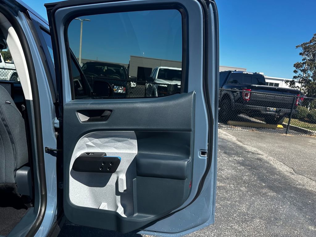 New 2025 Ford Maverick XLT w/ Equipment Group 302A image 28