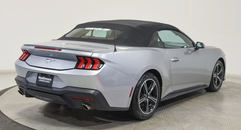 Used 2024 Ford Mustang Premium RWD image 10