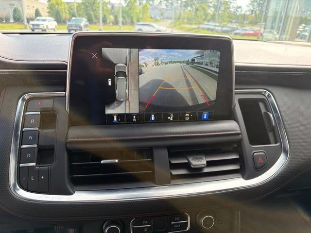 Used 2023 Chevrolet Suburban RST w/ Sport Performance Package AWD/4WD image 18