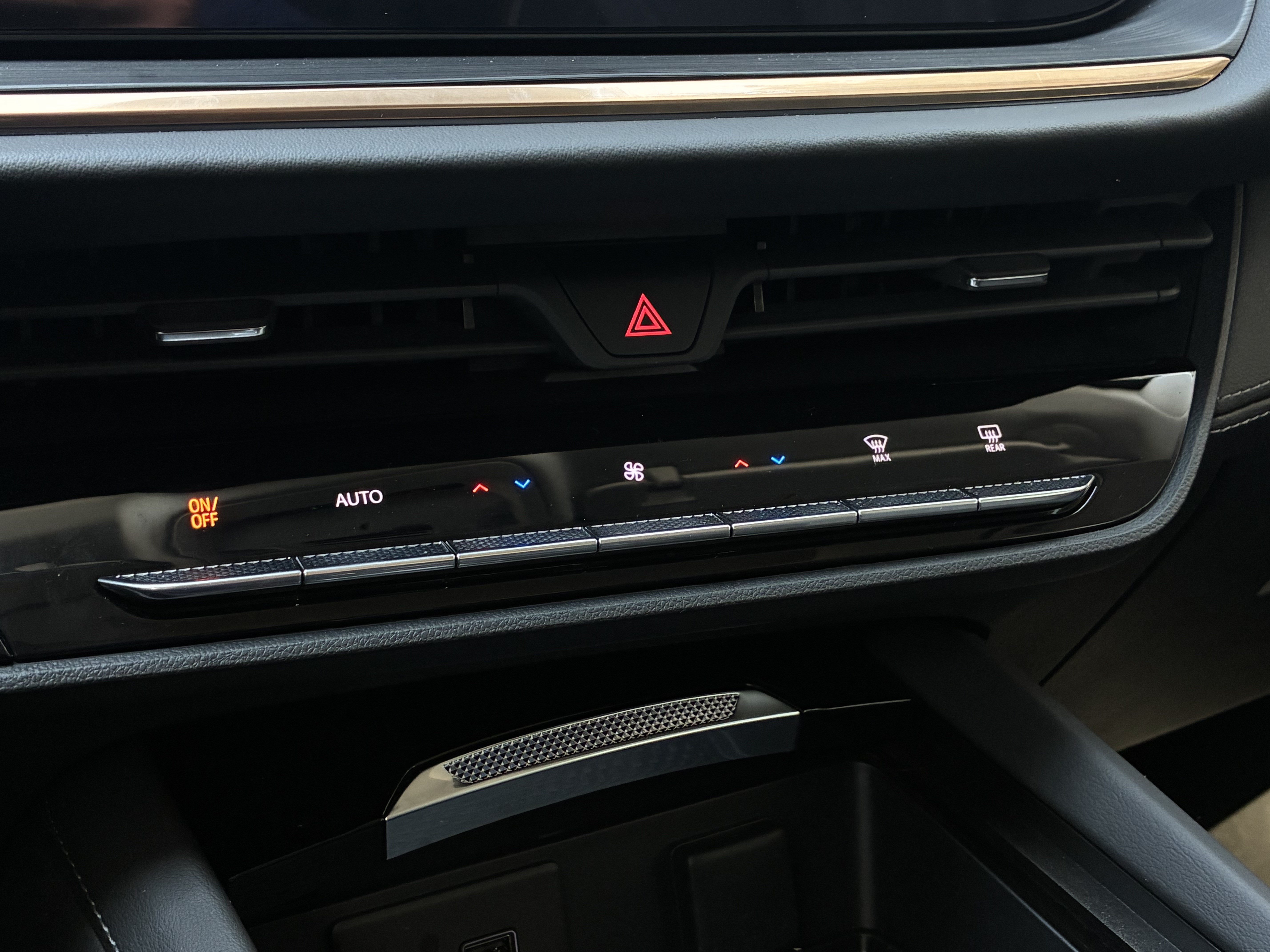 New 2026 Buick Envision Avenir AWD/4WD image 17