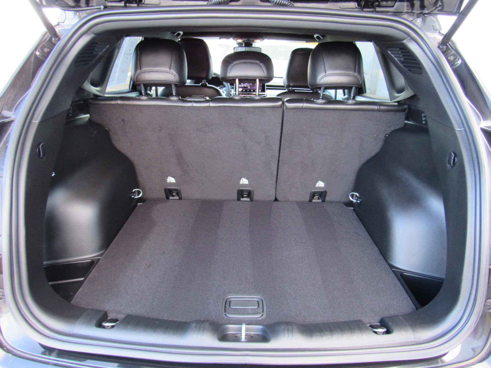 Used 2023 Jeep Compass Latitude image 45