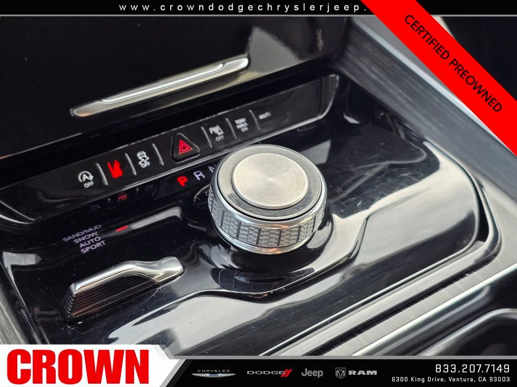 Certified 2024 Jeep Wagoneer L Series II w/ Flexible Seating Group image 27