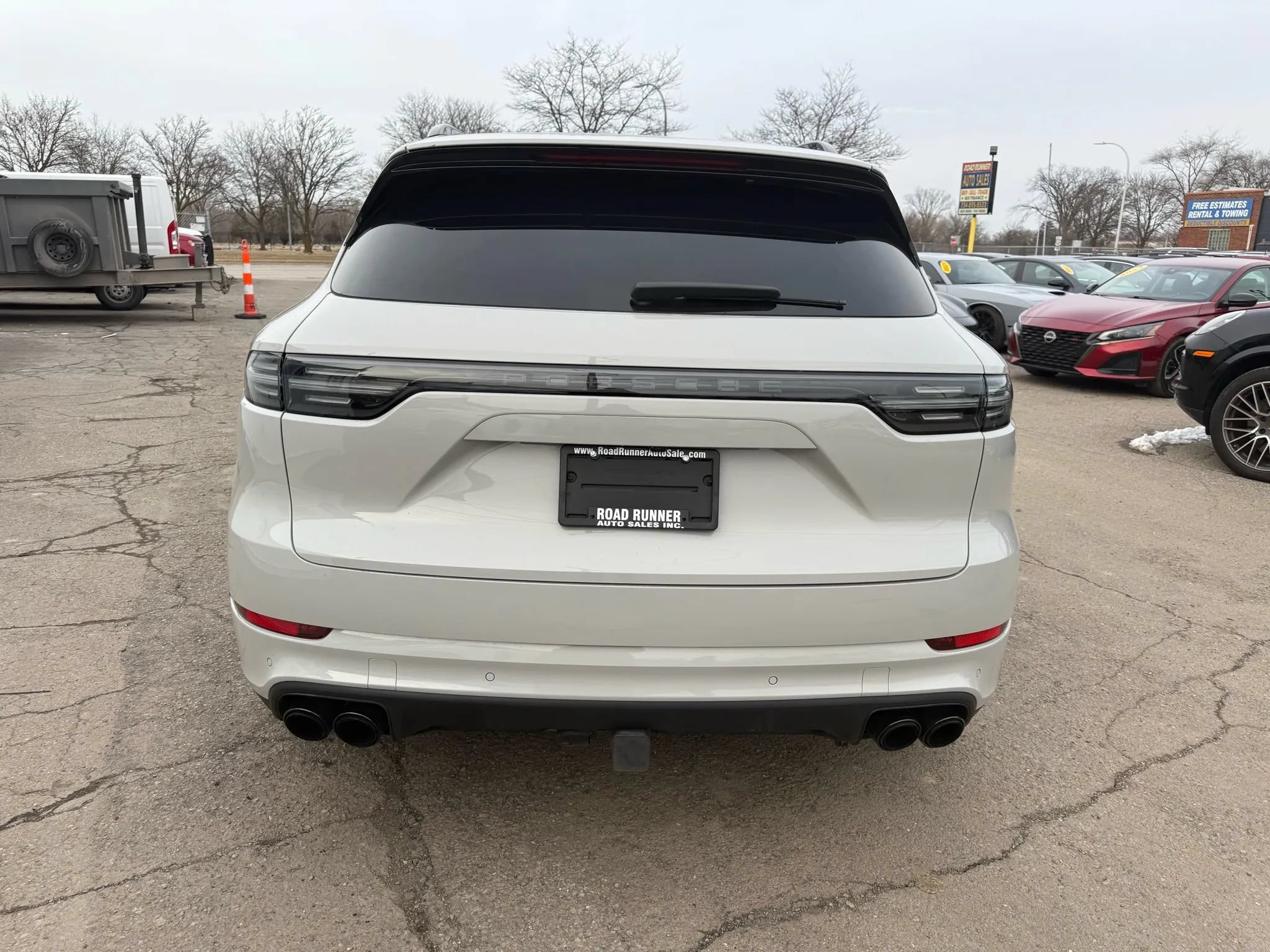 Used 2023 Porsche Cayenne Turbo w/ Premium Package Plus AWD/4WD image 7