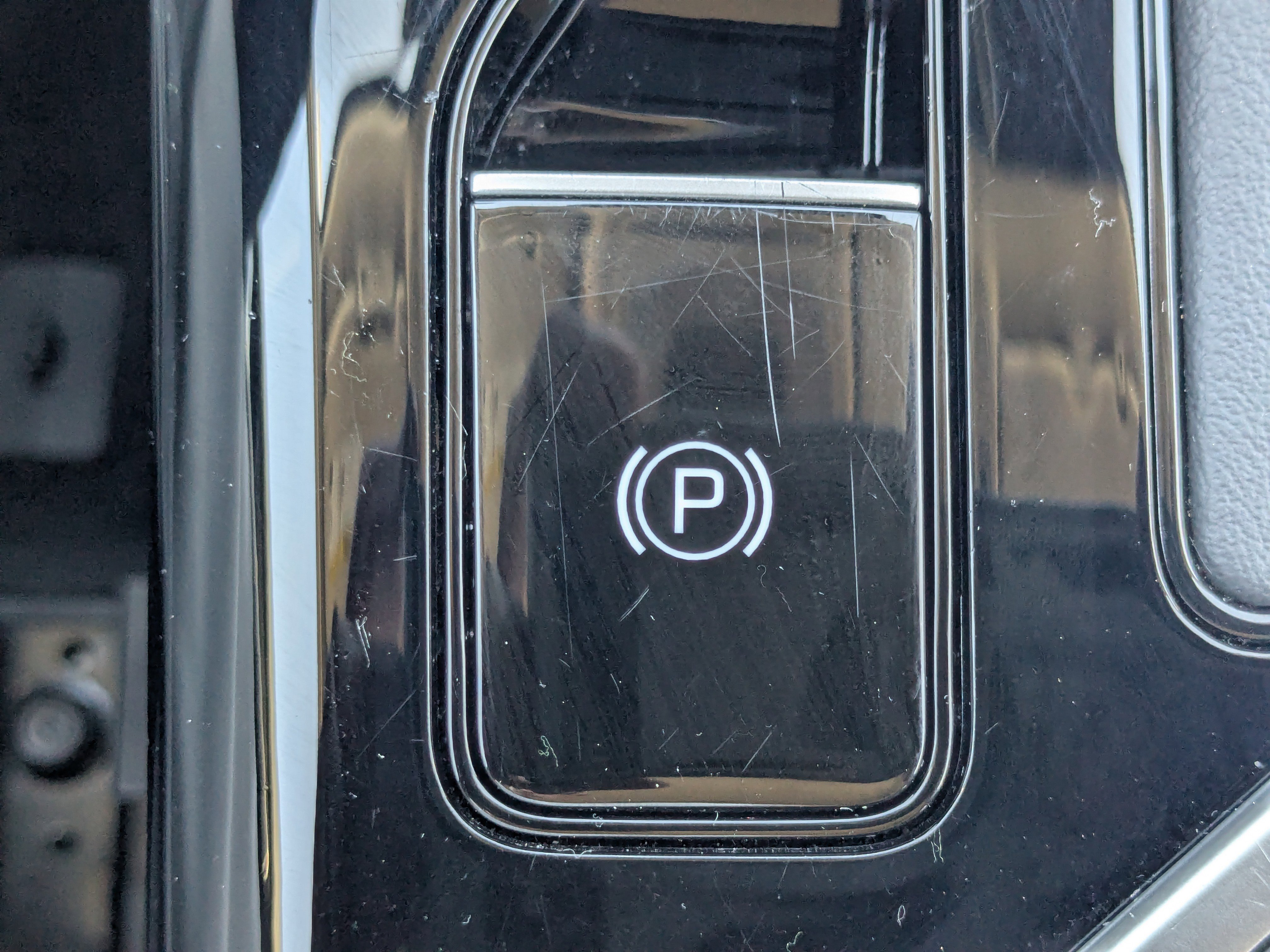 Certified 2024 Kia Niro LX image 24