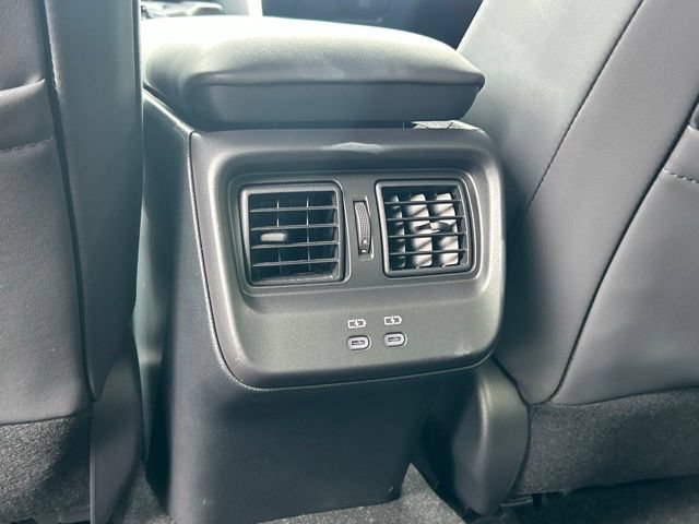 Used 2023 Toyota Crown AWD/4WD image 43