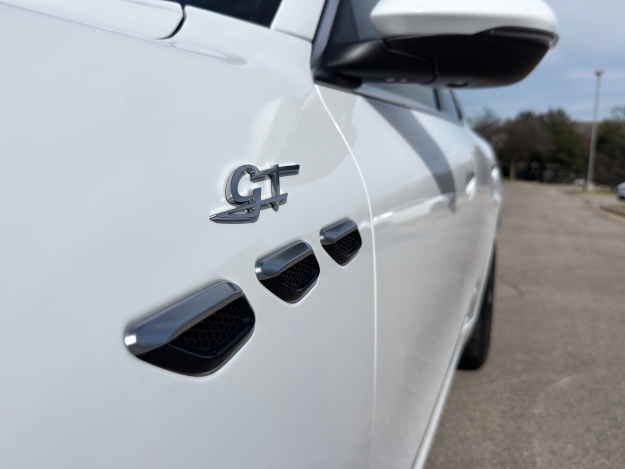 Certified 2023 Maserati Grecale GT image 4