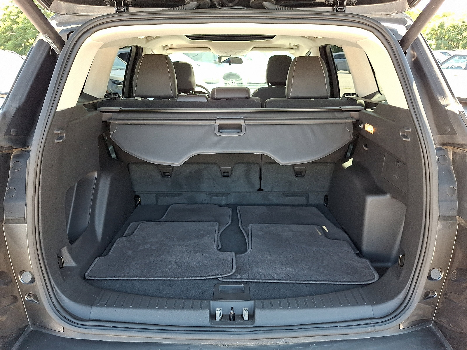 Used 2019 Ford Escape SEL AWD/4WD image 29