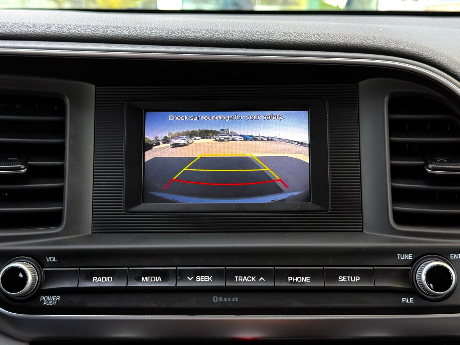 Used 2020 Hyundai Elantra SE image 43