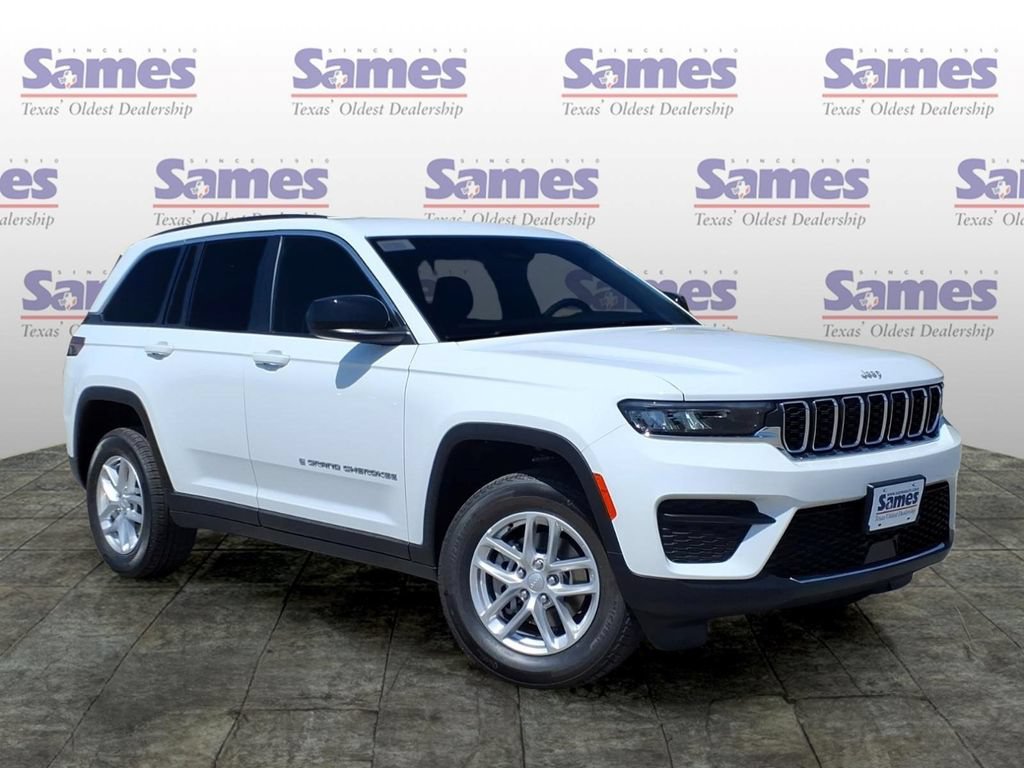 New 2026 Jeep Grand Cherokee Laredo