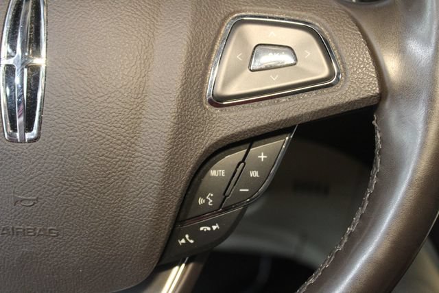Used 2019 Lincoln MKC Select w/ Select Plus Package AWD/4WD image 24