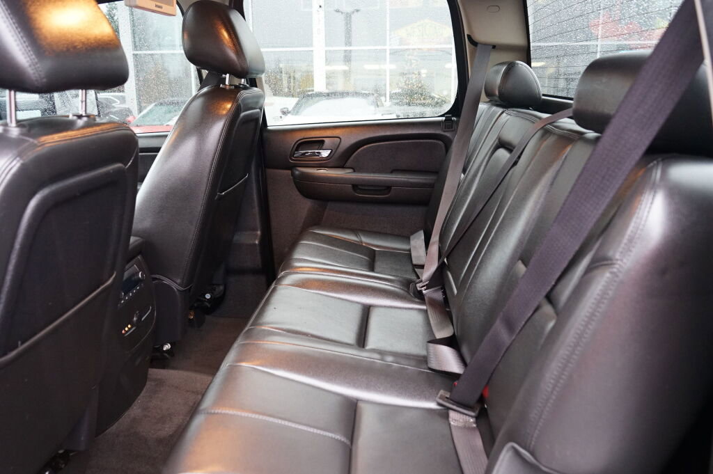 Used 2013 Chevrolet Silverado 3500 LTZ w/ LTZ Plus Package image 16