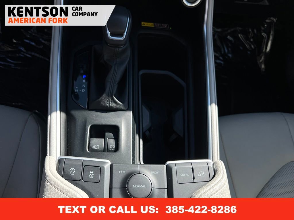 Used 2025 Toyota Grand Highlander AWD image 19