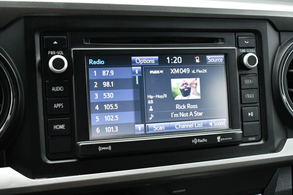 Used 2017 Toyota Tacoma TRD Sport image 42