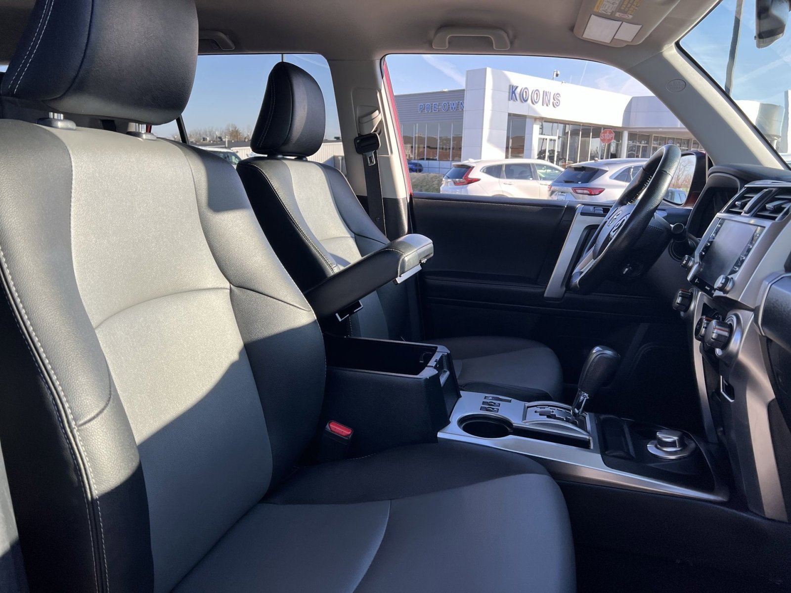 Used 2024 Toyota 4Runner SR5 Premium image 25