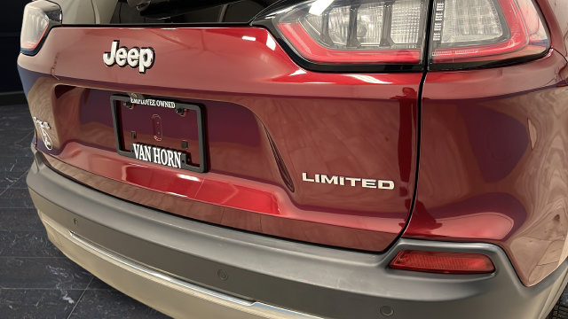Used 2020 Jeep Cherokee Limited AWD/4WD image 37