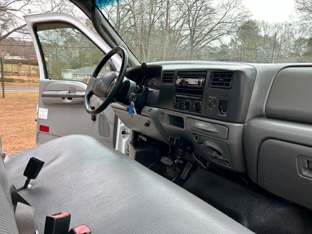 Used 2004 Ford F350 XL image 31
