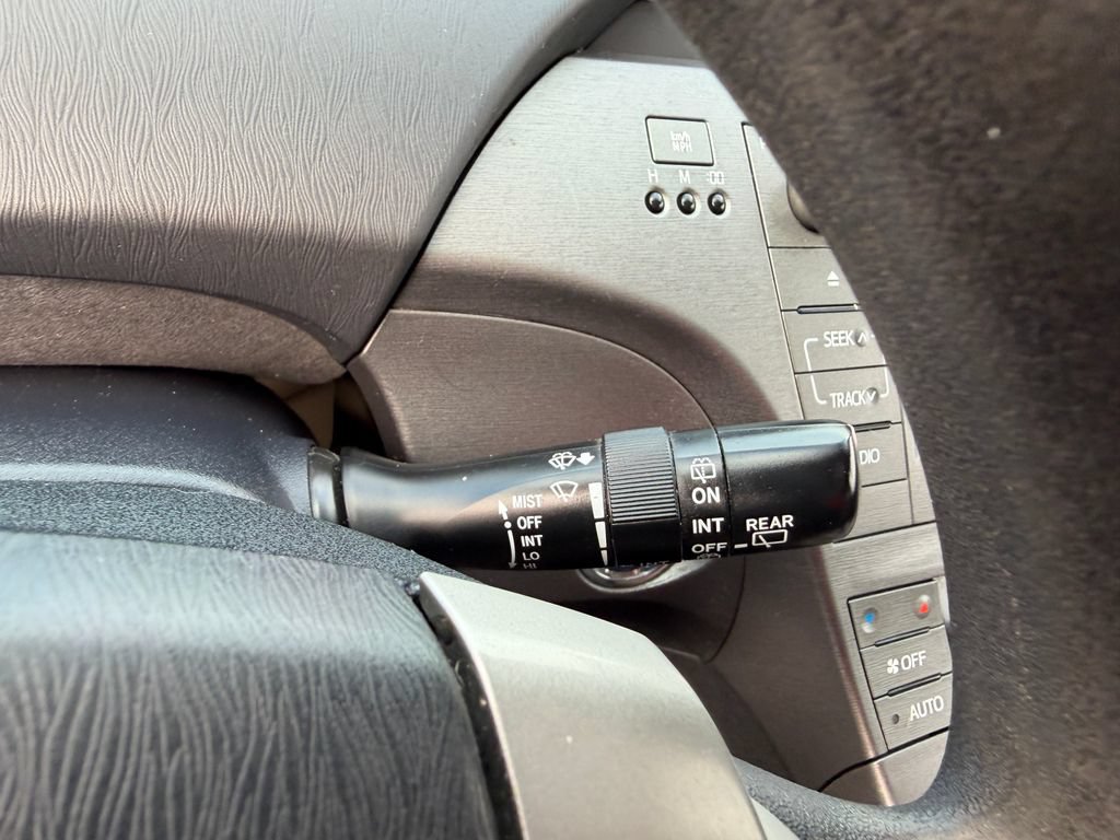 Used 2015 Toyota Prius Two FWD image 23