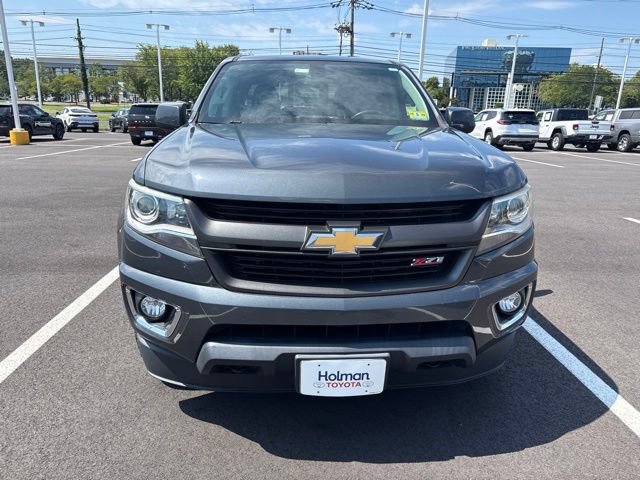 Used 2017 Chevrolet Colorado Z71 AWD/4WD image 2