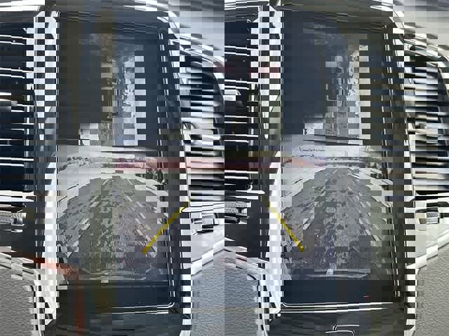 Used 2025 Volvo XC90 B6 Ultra image 14