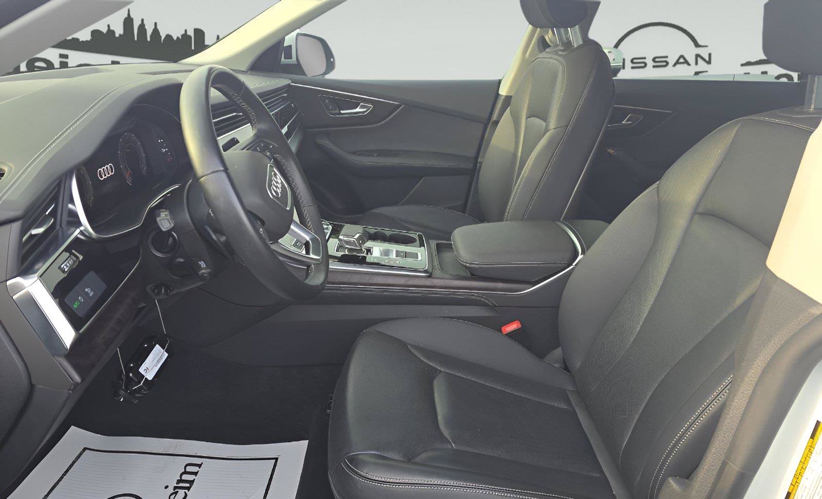 Used 2023 Audi Q8 Premium Plus AWD/4WD image 9