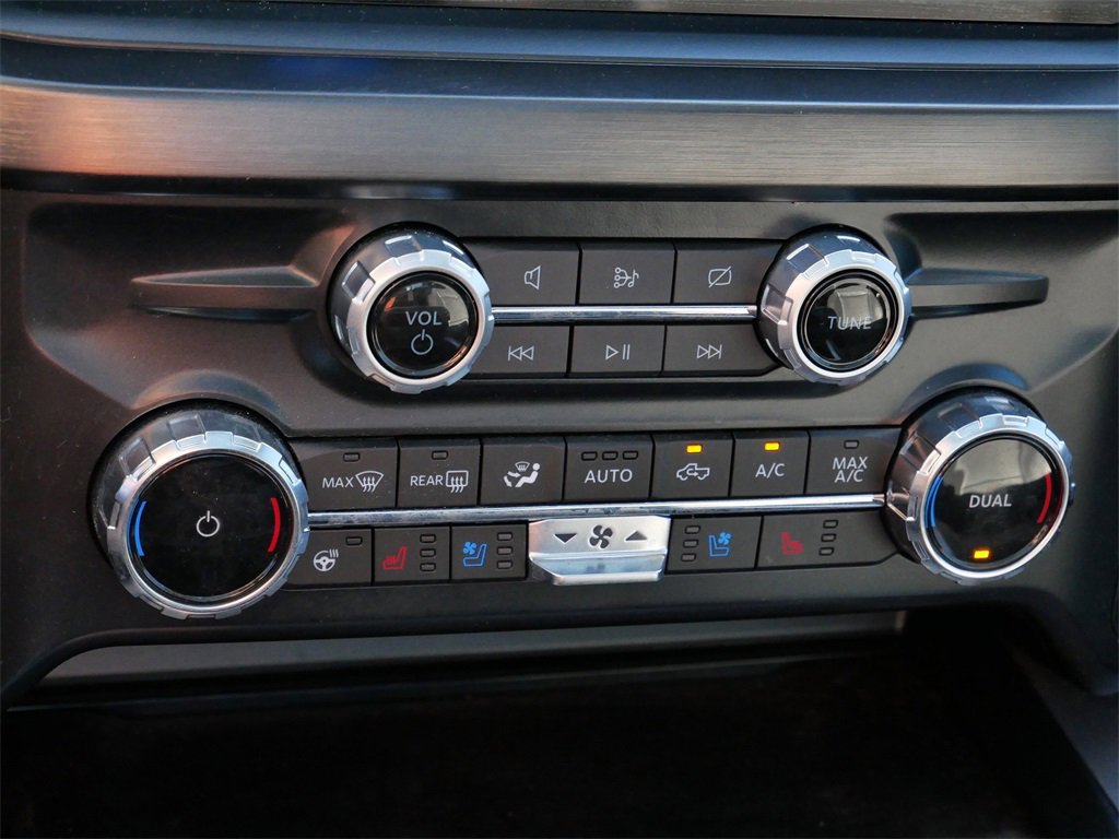 Used 2024 Ford F350 Lariat w/ Lariat Ultimate Package image 30