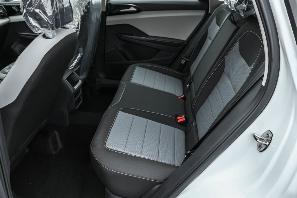 New 2026 Volkswagen Taos S image 31