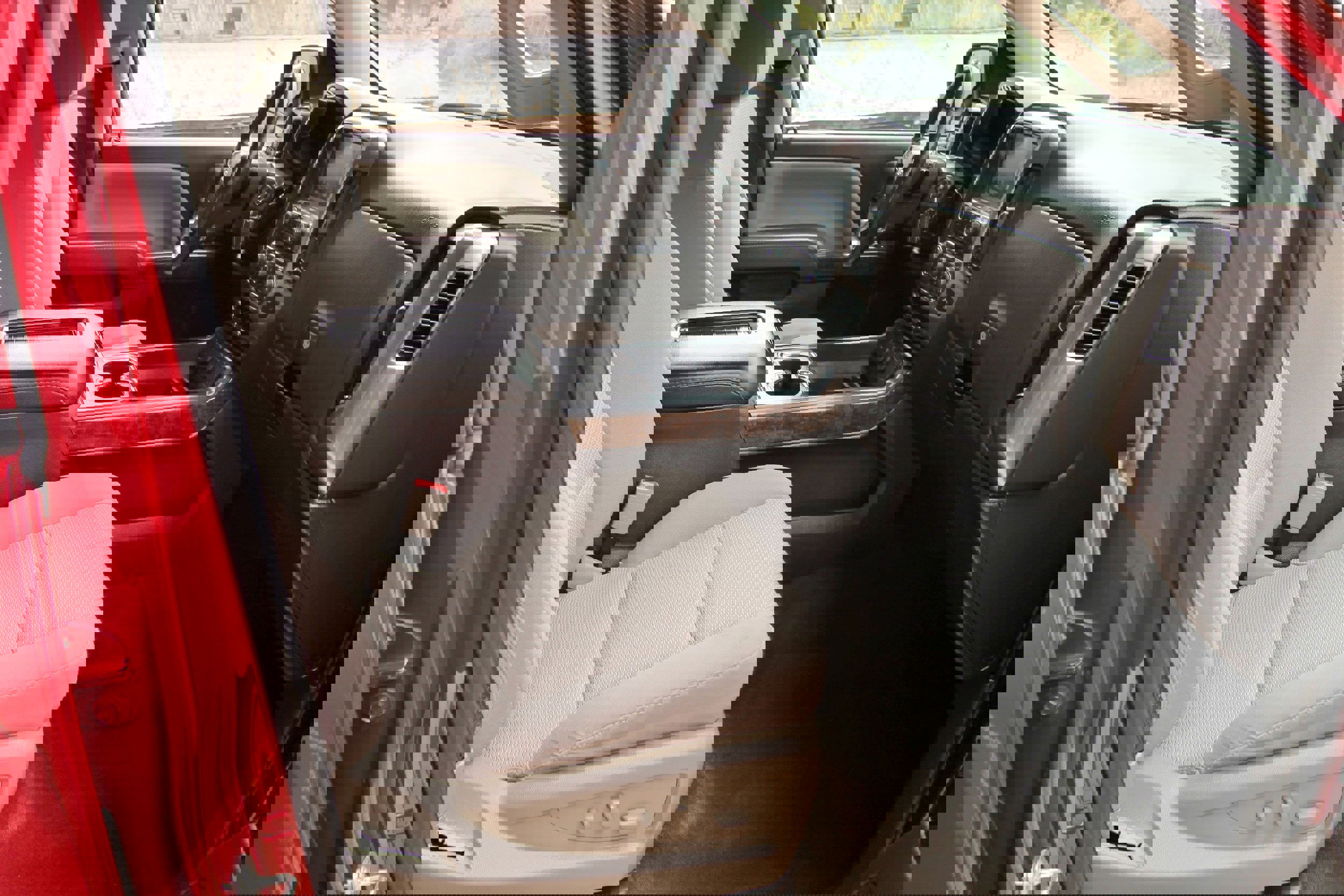 Used 2018 Chevrolet Silverado 1500 LT w/ Texas Edition image 36