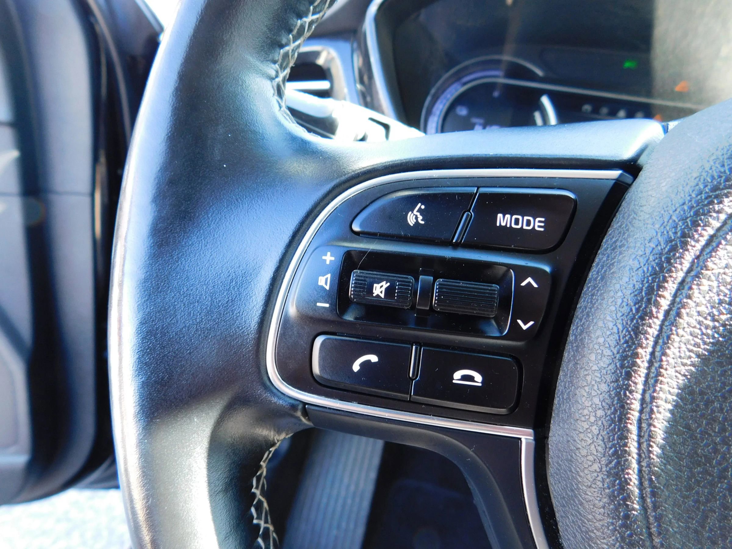 Used 2022 Kia Niro EX w/ Cold Weather Package image 21