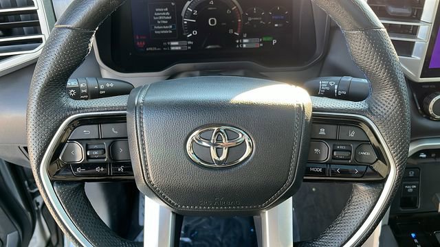 Used 2023 Toyota Tundra Platinum image 7