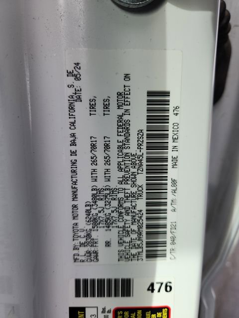 Used 2024 Toyota Tacoma TRD Off-Road image 18