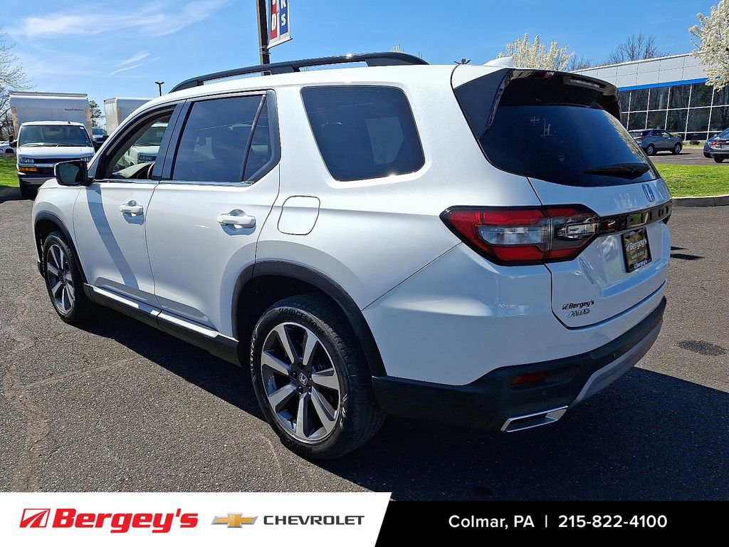 Used 2023 Honda Pilot Elite image 8