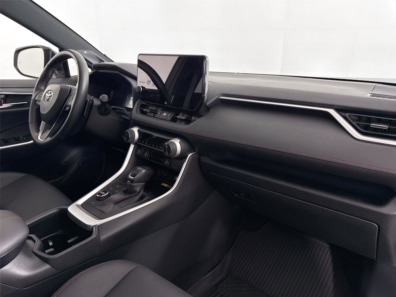 Certified 2025 Toyota RAV4 XSE image 49