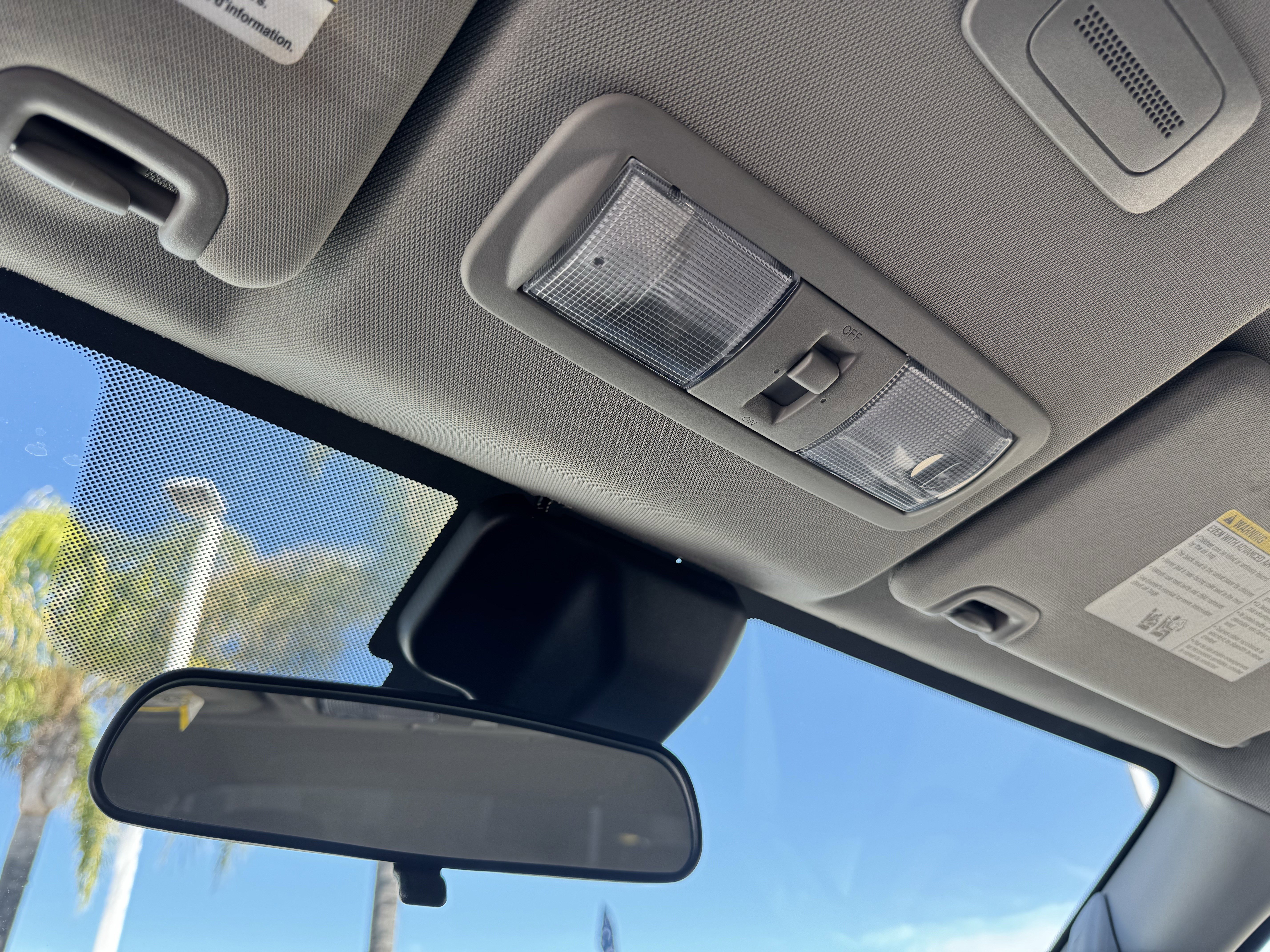 Used 2024 Nissan Frontier S image 29