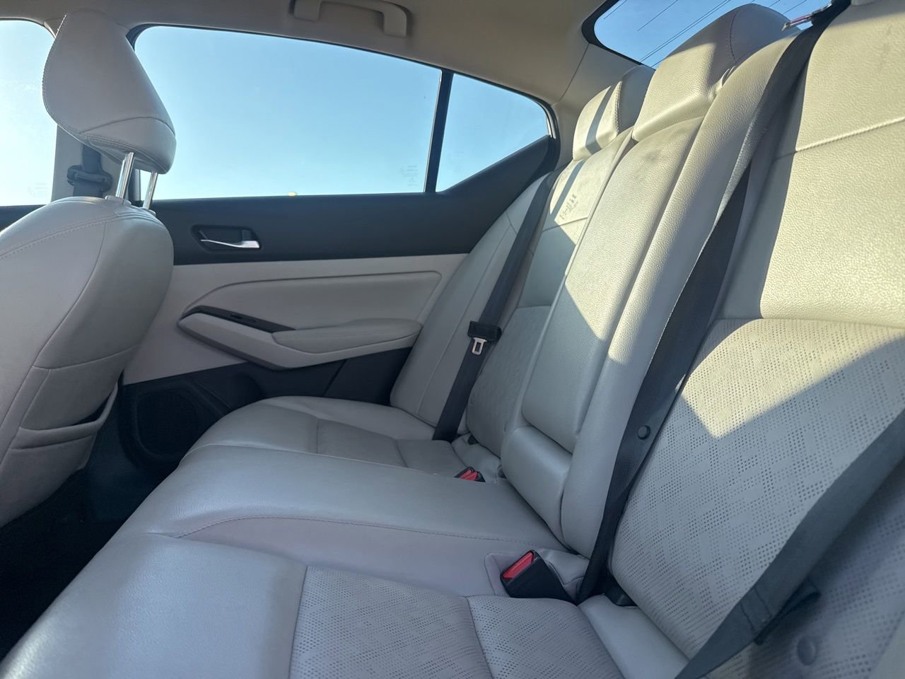 Certified 2023 Nissan Altima 2.5 SL FWD image 32