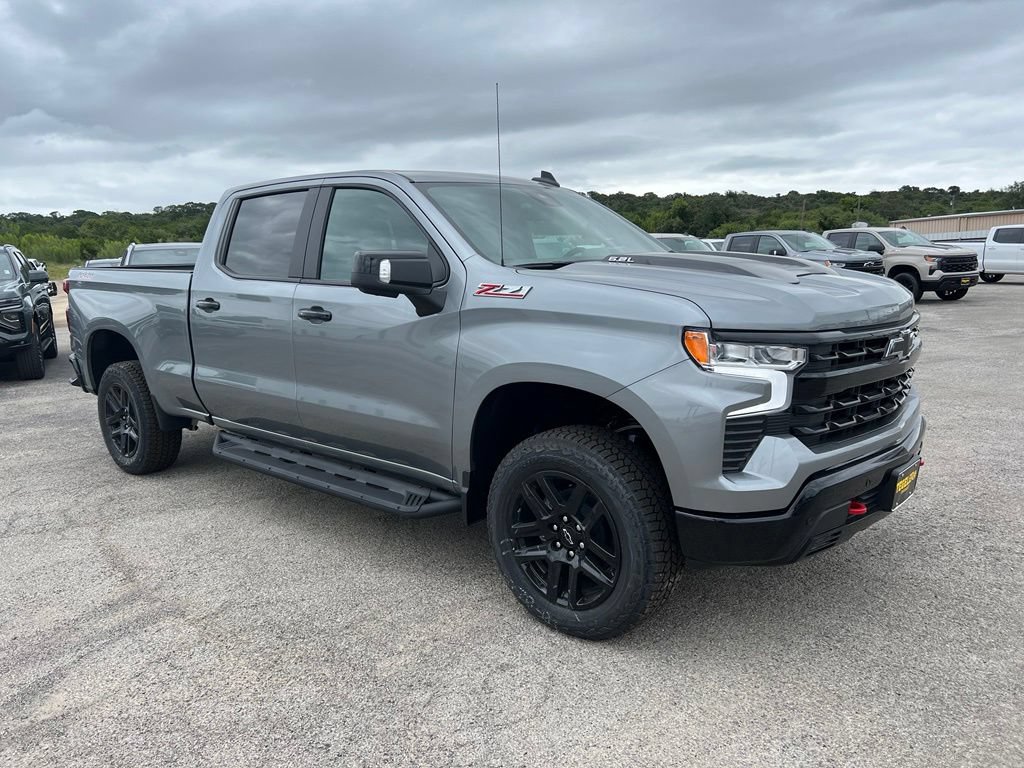 New 2026 Chevrolet Silverado 1500 LT Trail Boss w/ LT Trail Boss Premium Package AWD/4WD image 3