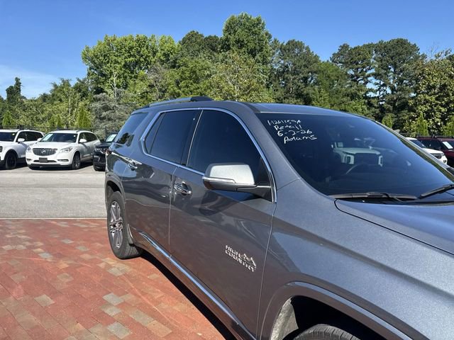 Used 2023 Chevrolet Traverse High Country FWD image 18