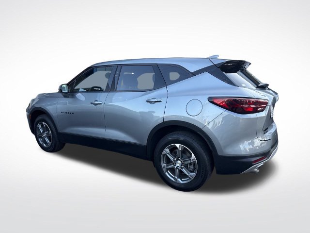 Certified 2023 Chevrolet Blazer LT FWD image 3