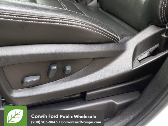 Used 2019 GMC Yukon Denali w/ Denali Ultimate Package image 13