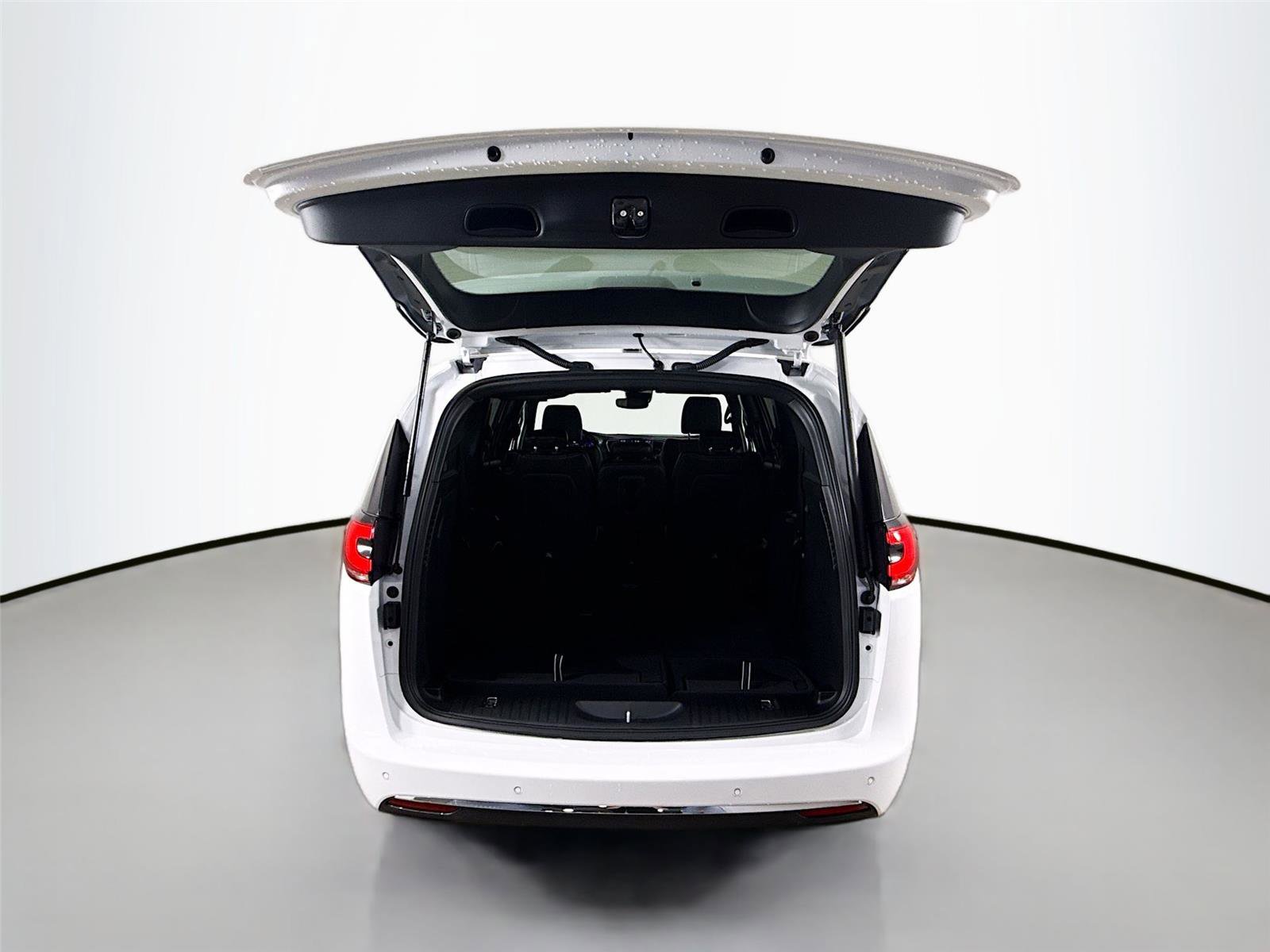 New 2026 Chrysler Pacifica Select image 29