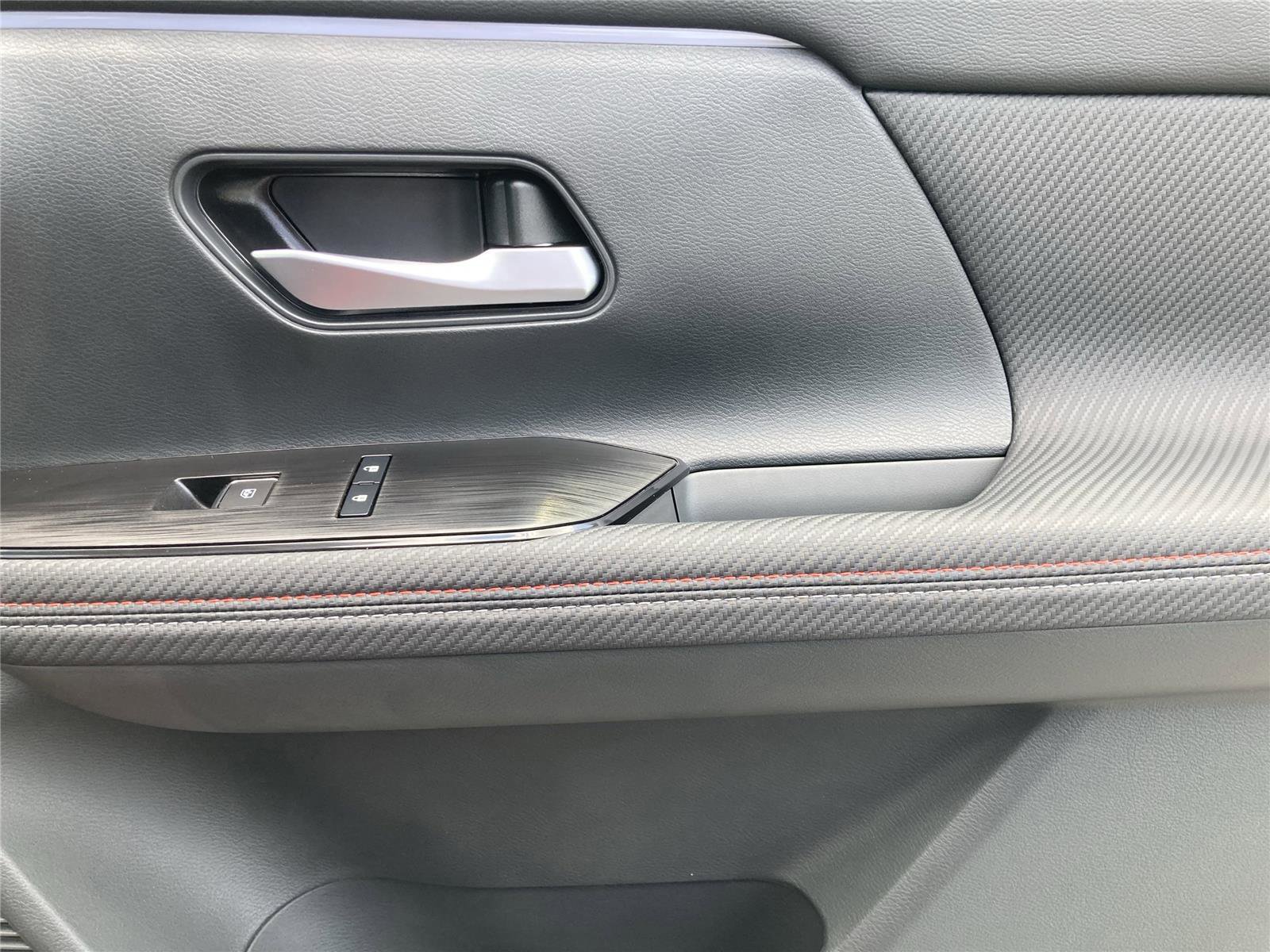 New 2025 Nissan Kicks SR w/ SR Premium Package image 38