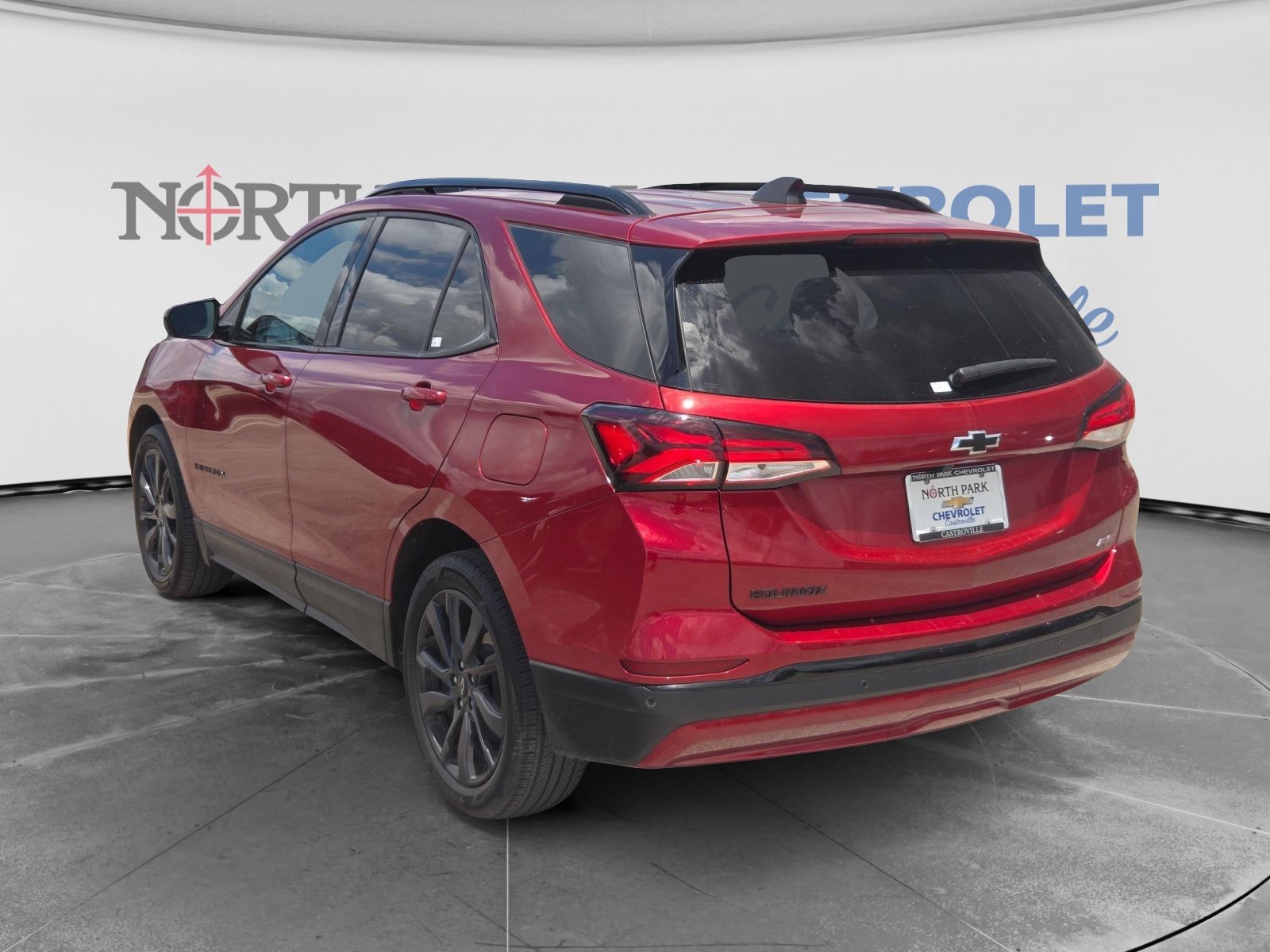 Used 2024 Chevrolet Equinox RS FWD image 5