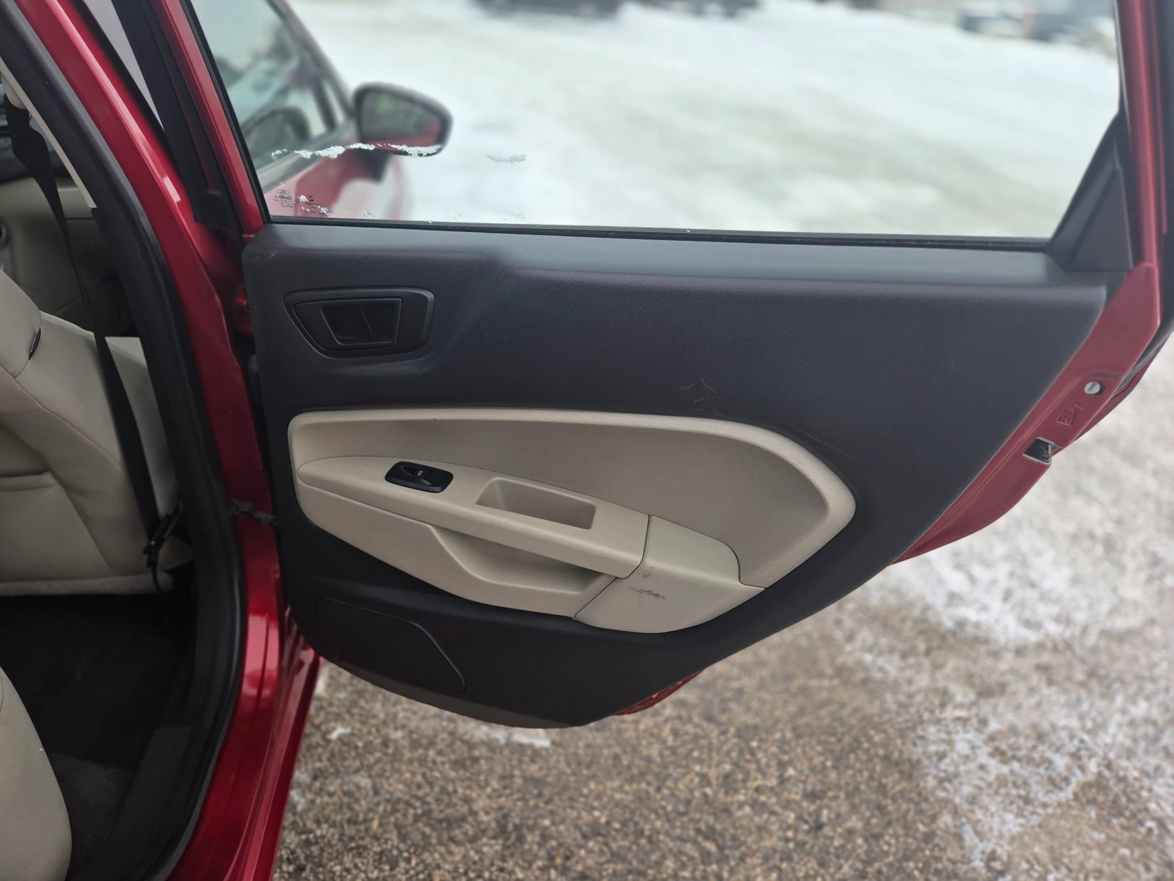 Used 2017 Ford Fiesta SE FWD image 14